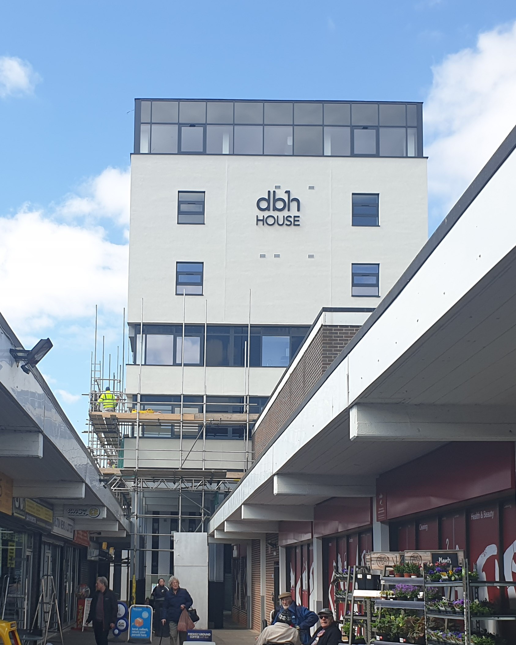 Luxury New build DBH House, located in Nottingham. This Landmark development has showcased a monumental transformation of this former office block into 45 apartments which all showcase our Gold Specification.